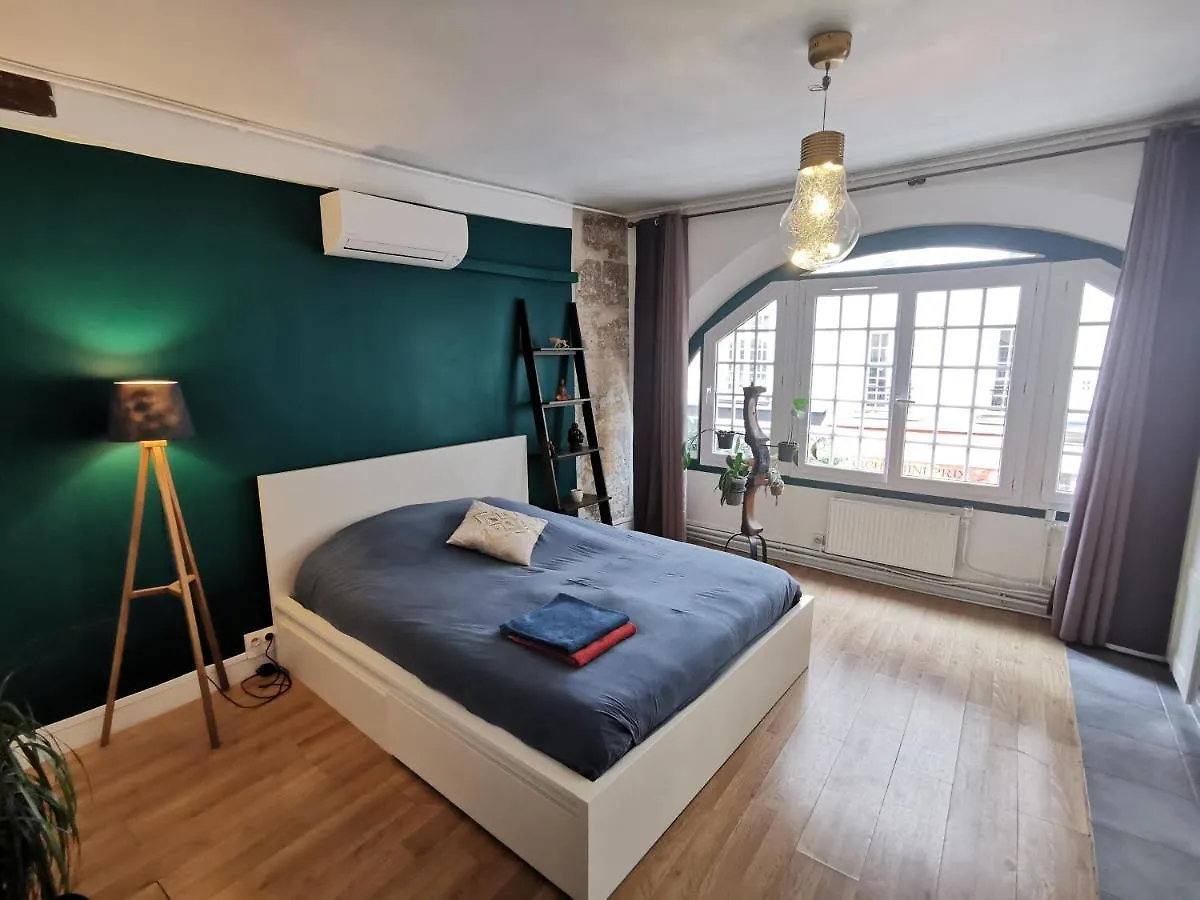 Central & Nice ! 3 Bedrooms, 2 Bathrooms París Francia